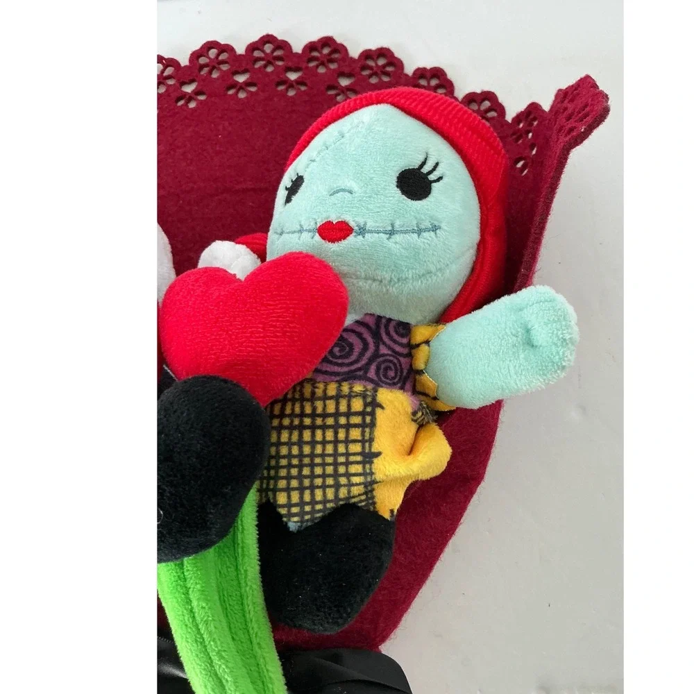 Disney Nightmare Before Christmas Jack Sally Plush Bouquet‎ Heart Red 14in Gift